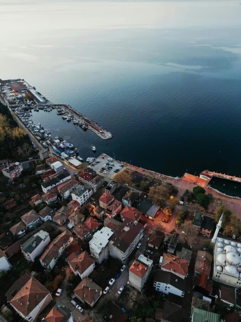 Bursa Gemlik Limanı ve Kıyı Şeridi Görüntüsü